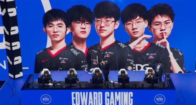 赢球三段式 赢球三段式